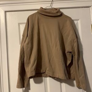 Everlane turtleneck sweatshirt